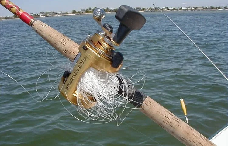 How to Avoid Tangles While Trolling with a Spinning Reel